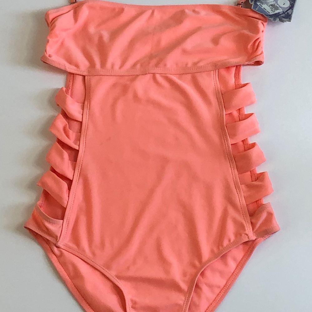 One piece bathing suit